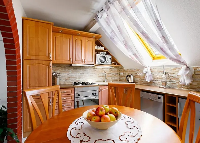 Gabor By Interhome Apartman