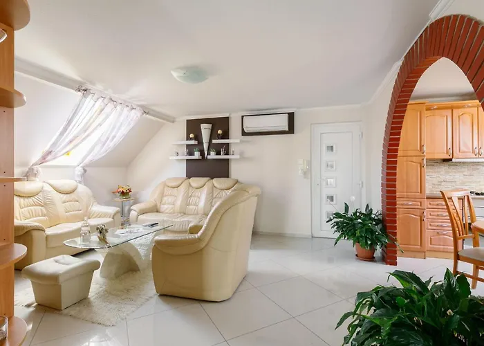 Apartman Gabor By Interhome